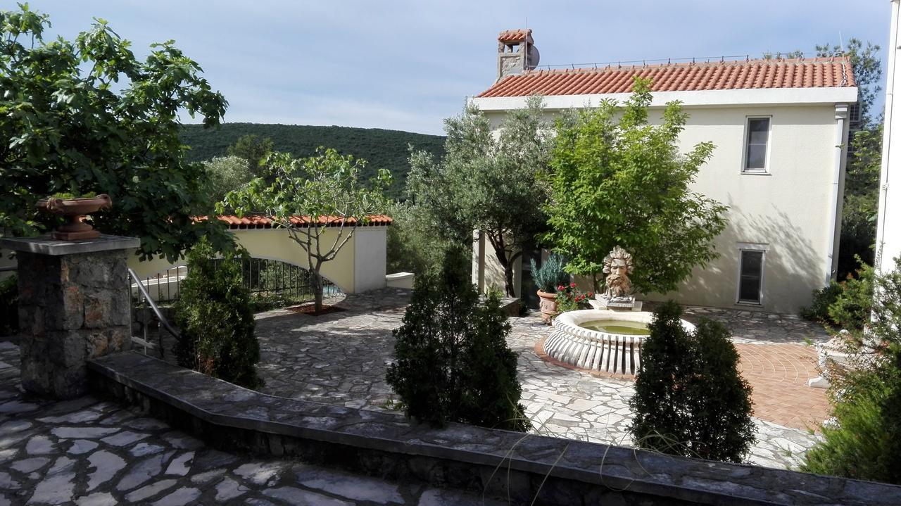 Suntime Villa 7 Tivat Bagian luar foto