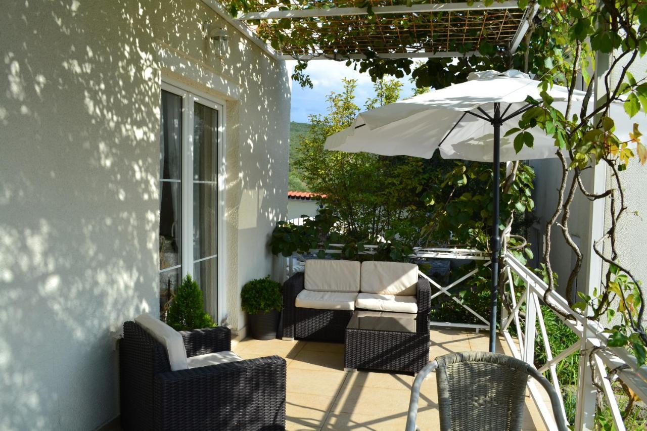 Suntime Villa 7 Tivat Bagian luar foto